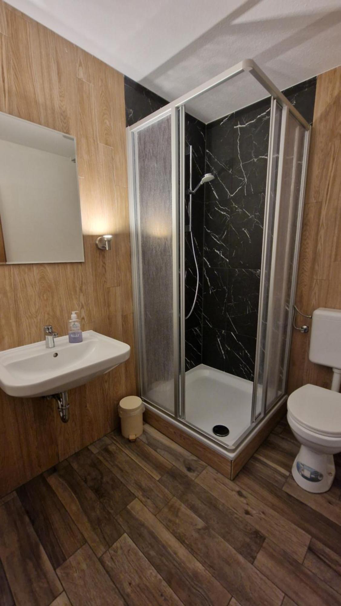 Hotel Tini Bad Fallingbostel Dış mekan fotoğraf